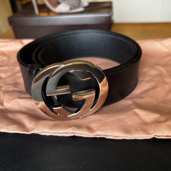 SOLD! Gucci authentic Interlocking G-buckle leather belt - Picture 7 of 9